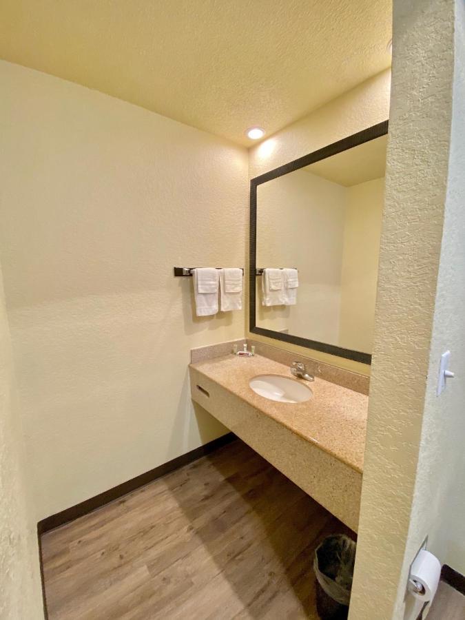 Travelers Inn Elizabeth City Esterno foto